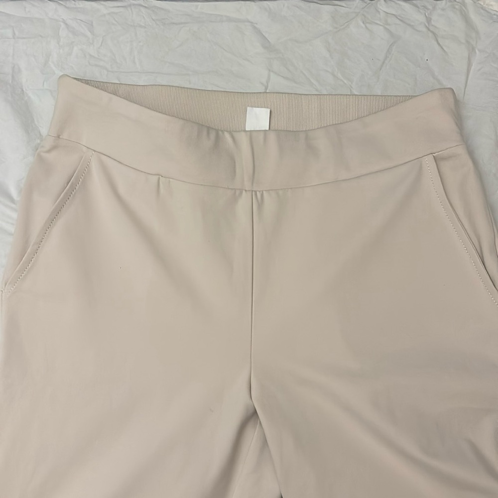 Nicole Miller cream stretchy dress pants